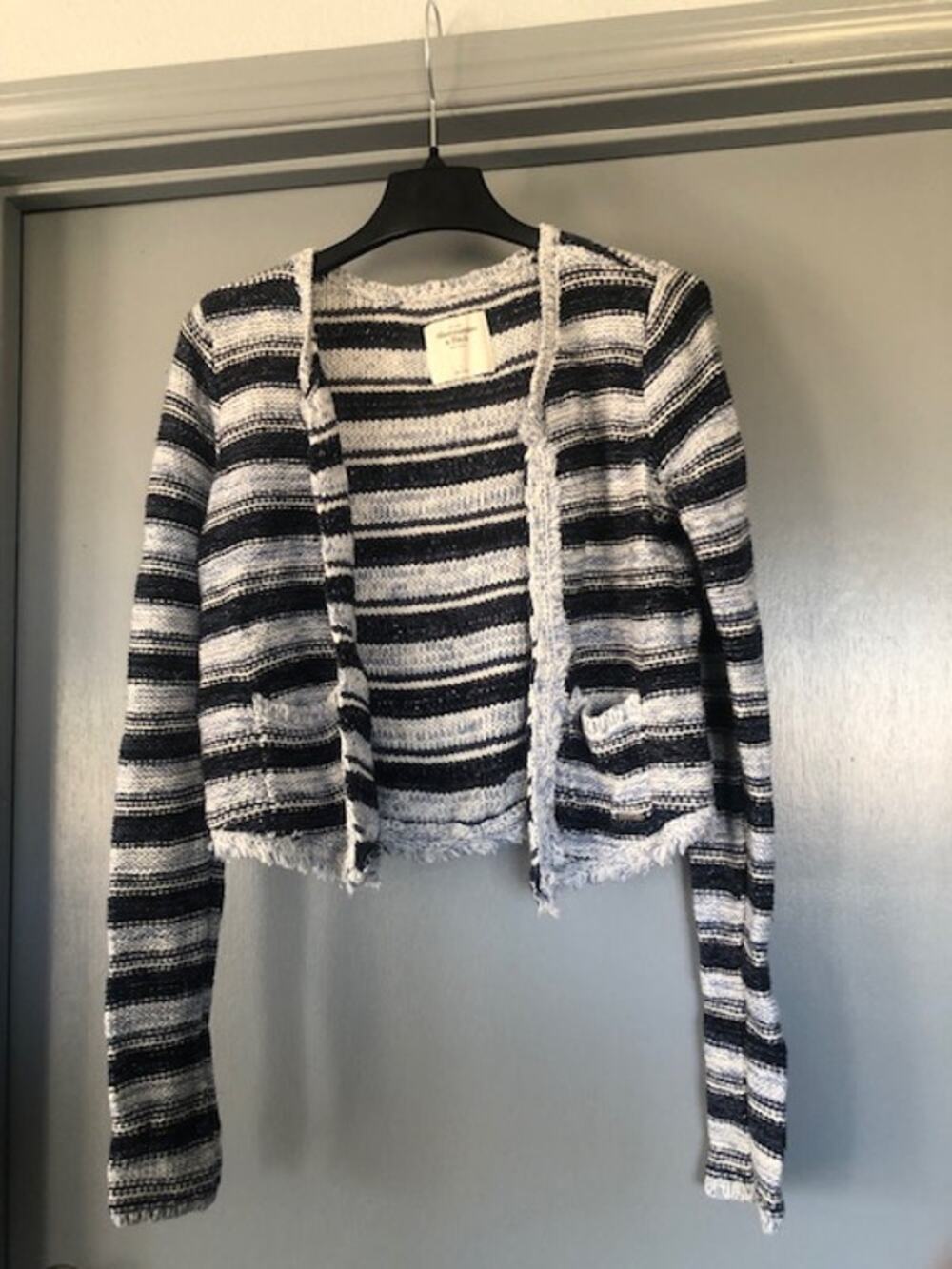 Women's Abercrombie & Fitch Open Cardigan Sz L Long Sleeves Fringe Front and Hem